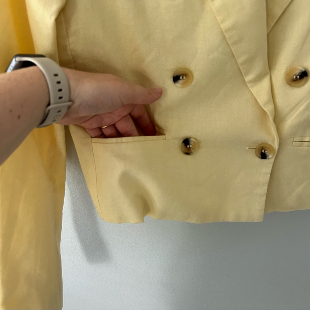 Aqua Butter Yellow Double Breasted Cropped Blazer Jacket Size Small - Picture 5 of 11
